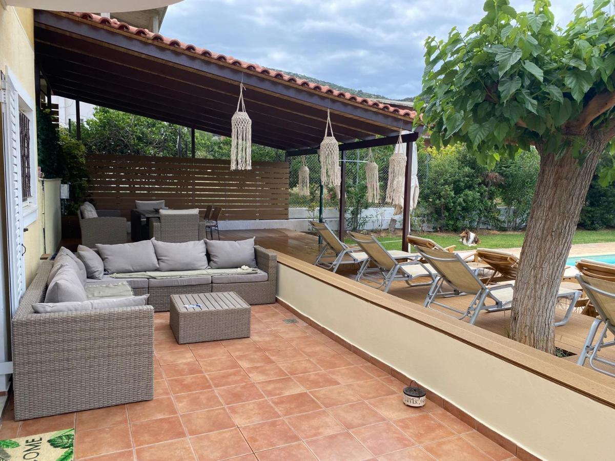 Relaxing Villa With Swimming Pool And Garden Agios Georgios  Exterior foto